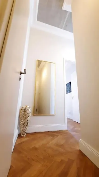Apartmán Modern Building With Vertical Garden & 2 Bedrooms Berlín