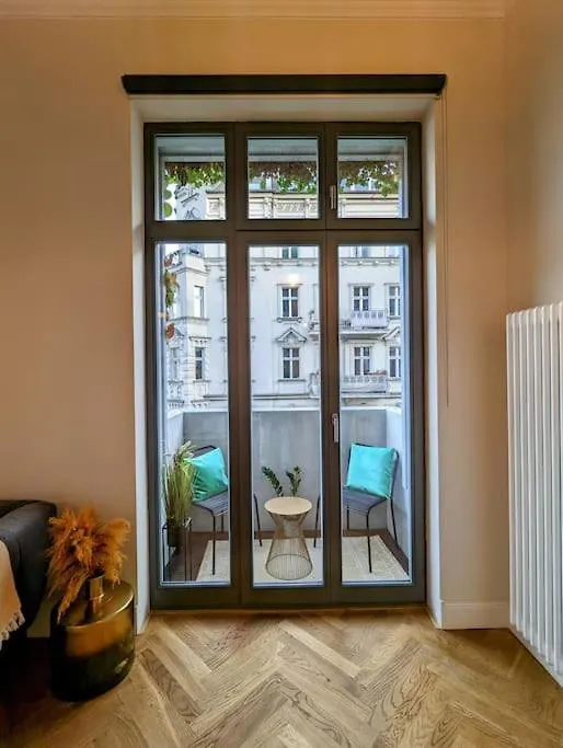 Modern Building With Vertical Garden & 2 Bedrooms Berlín Apartmán